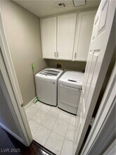 2225 Warm Walnut Dr in Las Vegas, NV - Building Photo - Building Photo