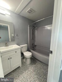 1507 Retreat St photo'