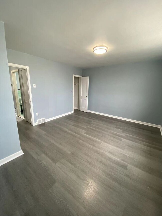 6303 Farnsworth St in Philadelphia, PA - Building Photo - Building Photo