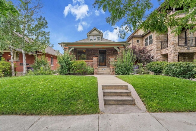 property at 2733 Java Ct