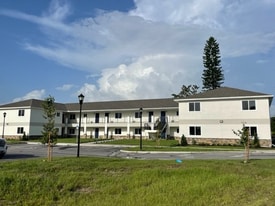 1935 Ave O SW in Winter Haven, FL - Building Photo