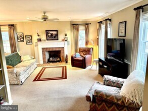 102 Jl Thompson Dr in Oxford, MD - Building Photo - Building Photo