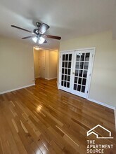 3103 W Lawrence Ave, Unit 3 in Chicago, IL - Building Photo - Building Photo