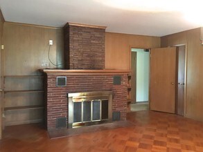 2843 Guilford Ln in Oklahoma City, OK - Building Photo - Building Photo