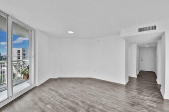 1688 West Ave in Miami Beach, FL - Building Photo - Building Photo