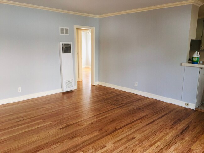 1009-1013 N. Marguerita Ave. LLC in Alhambra, CA - Foto de edificio - Building Photo