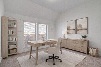 6614 Rising Hills Ln in Sugar Land, TX - Building Photo - Building Photo