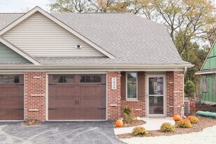 1410 David Dr in Sycamore, IL - Building Photo