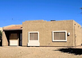 2300 E Magma Rd in Queen Creek, AZ - Building Photo