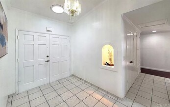 18627 Arminta St in Los Angeles, CA - Building Photo - Building Photo