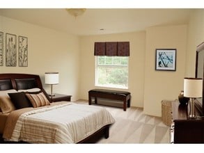 Hathaway Court Apartments in Wilsonville, OR - Foto de edificio - Interior Photo