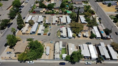 2606 Topeka St in Riverbank, CA - Building Photo - Building Photo