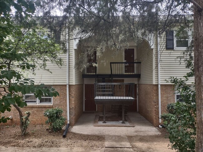 property at 4601 Coronado Dr