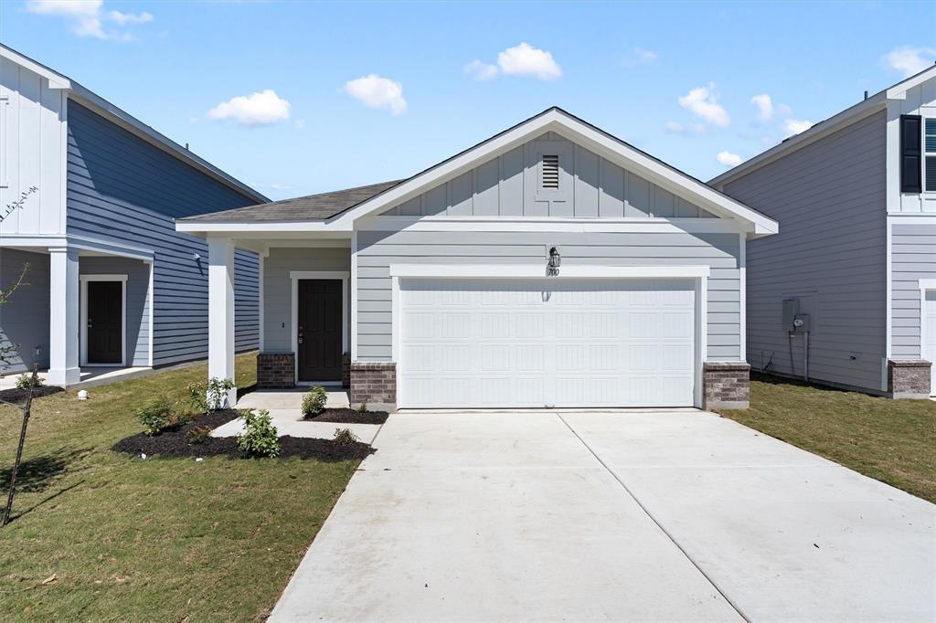 700 Gemsbok Dr in Hutto, TX - Building Photo