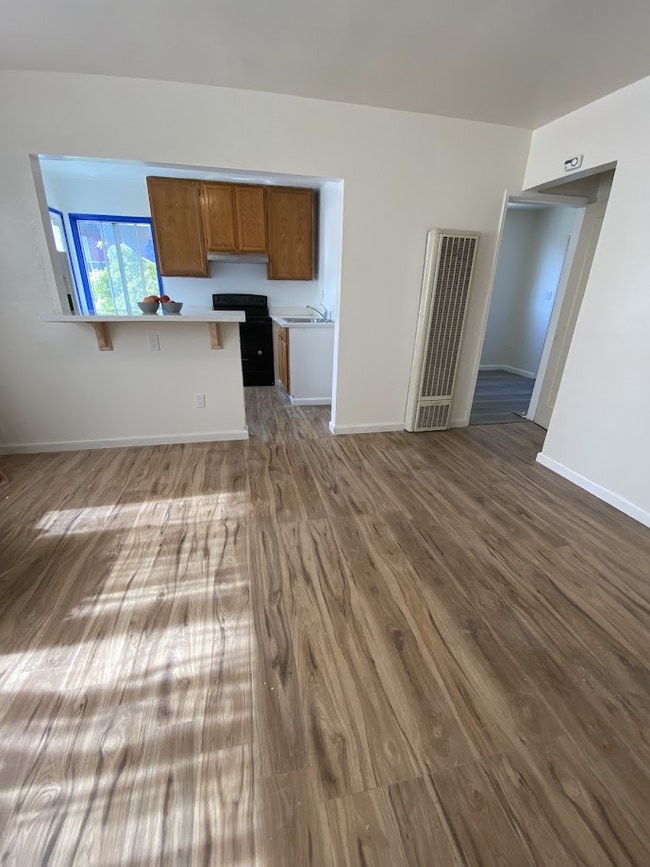 1530 University Ave, Unit 1530