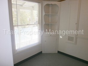 2320 G St-Unit -5 in Sacramento, CA - Building Photo - Building Photo