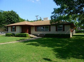 507 N Bryant Ave in Sherman, TX - Building Photo