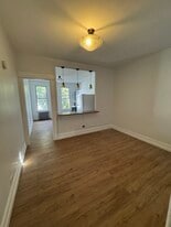 7329 69th Pl, Unit 2R in Glendale, NY - Building Photo