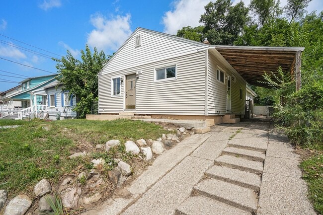 531 Delaware St SE in Grand Rapids, MI - Building Photo - Building Photo