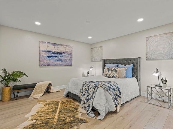 4313 Dowitcher Way