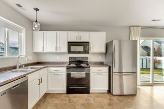 1263 W 1300 S in Springville, UT - Building Photo - Building Photo