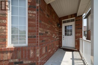 322 Baldwin Dr in Cambridge, ON - Building Photo - Building Photo