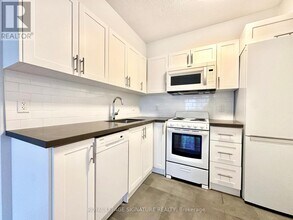 33 Isabella St in Toronto, ON - Building Photo - Building Photo