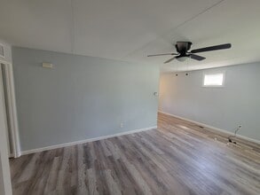 202 S Hammes Ave in Joliet, IL - Building Photo - Building Photo
