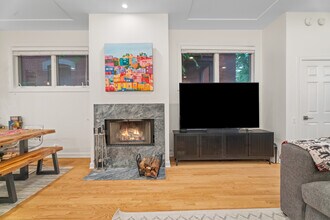 1550 N Hoyne Ave in Chicago, IL - Building Photo - Building Photo
