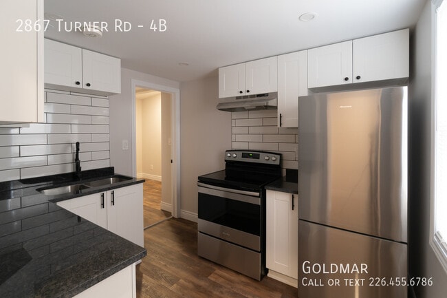 2867 Turner Rd in Windsor, ON - Building Photo - Building Photo