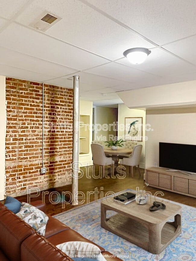 402 W Tombigbee St in Florence, AL - Building Photo - Building Photo