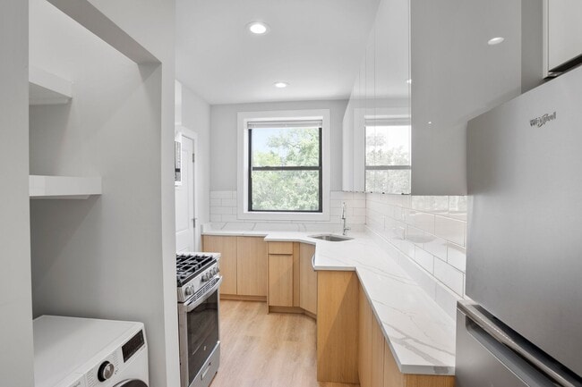 7510 N Eastlake Ter, Unit 1W in Chicago, IL - Foto de edificio - Building Photo