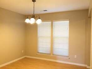 108 Endicott Ct in Mooresville, NC - Foto de edificio - Building Photo