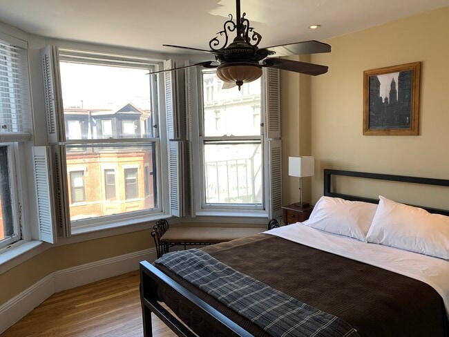 48 Hereford St, Unit 3 in Boston, MA - Foto de edificio - Building Photo