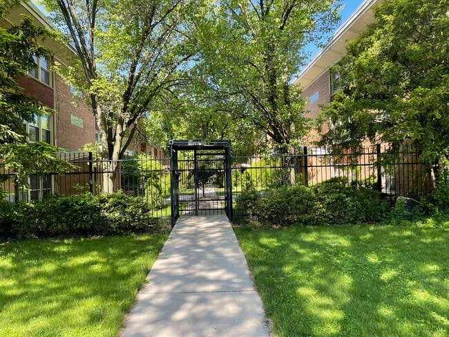 property at 7530 N Ridge Blvd