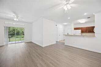8020 Tuscany Way in Davenport, FL - Building Photo - Building Photo