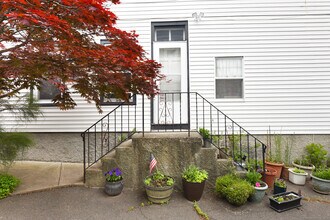 114 Jones Ave in Bridgeport, CT - Building Photo - Building Photo