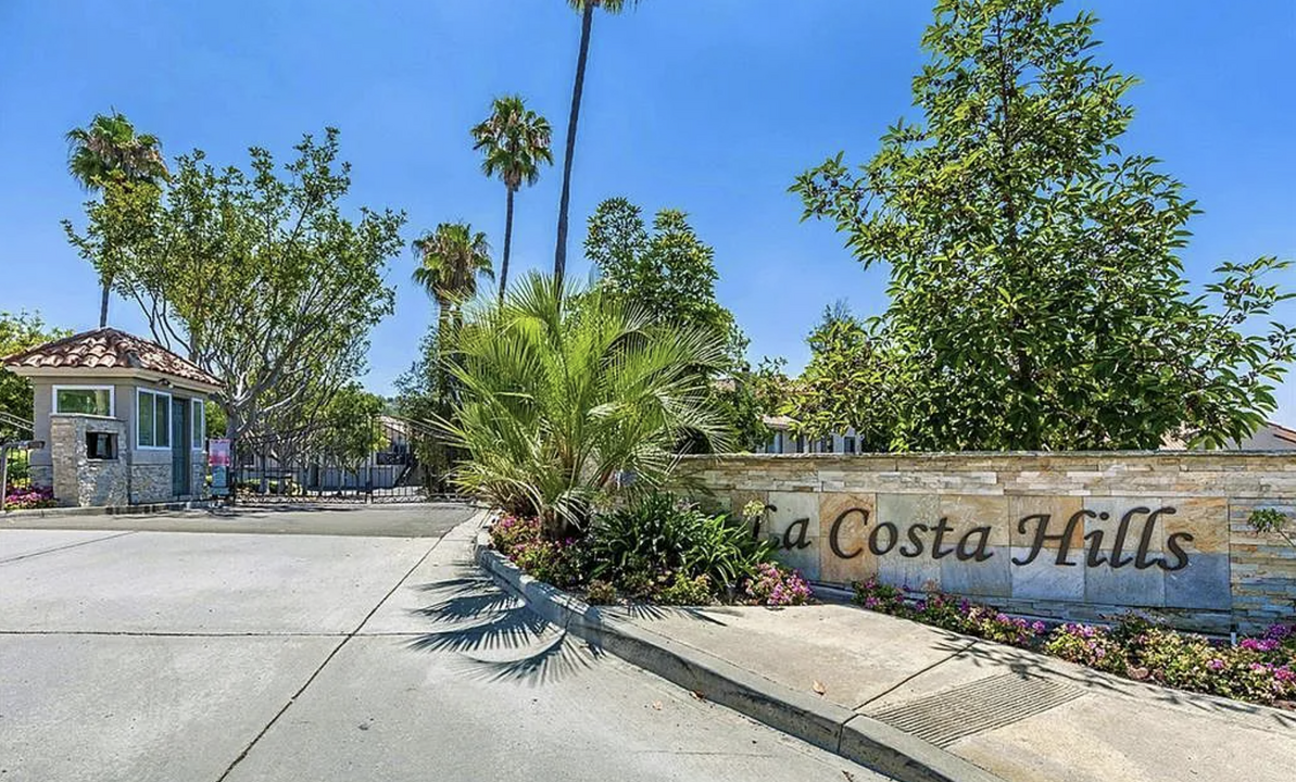 7702 Caminito Tingo, Unit 202 in Carlsbad, CA - Building Photo