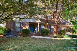 404 Cloverleaf Dr in Athens, AL - Building Photo - Building Photo