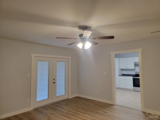 7911 Deborah Dr in Pensacola, FL - Building Photo - Building Photo