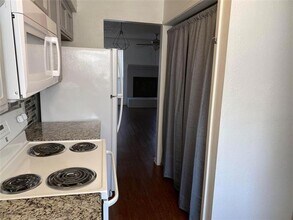 422 W 4th St in Kennedale, TX - Building Photo - Building Photo