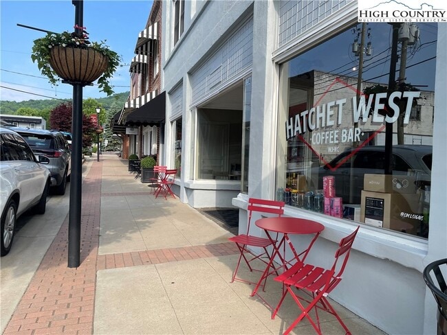 property at 15 E 2nd St