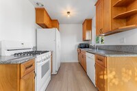 11743 Dorothy St, Unit 5 in Los Angeles, CA - Building Photo - Building Photo