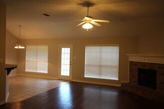 11298 Twin Spires Dr in Flint, TX - Building Photo - Building Photo