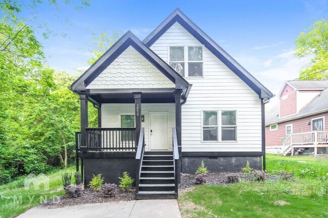 property at 1070 4th St NW