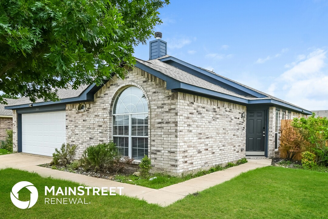 500 Bryn Mawr in Forney, TX - Building Photo