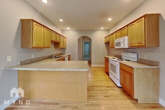 5651 N 13th Ave in Ozark, MO - Building Photo - Building Photo