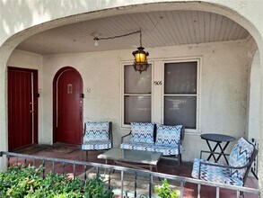 1906 San Gabriel St-Unit -2 in Austin, TX - Building Photo - Building Photo