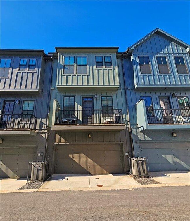 151 Chestnut Cir in Atlanta, GA - Building Photo - Building Photo