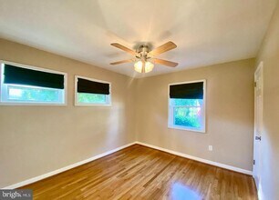 6201 Hillview Ave in Alexandria, VA - Building Photo - Building Photo